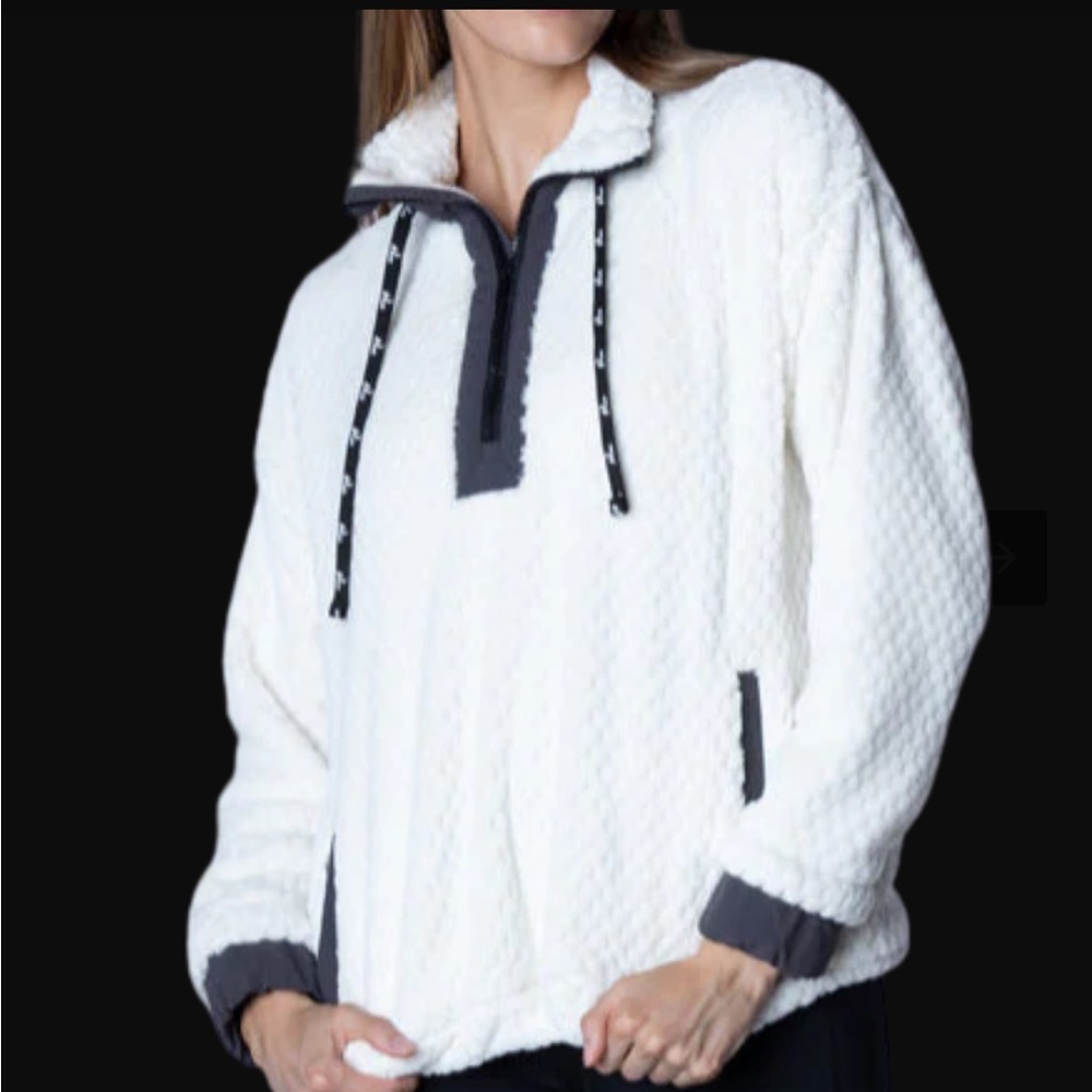 Levelwear White Neo Verve 1/2 Zip Fleece Pullover